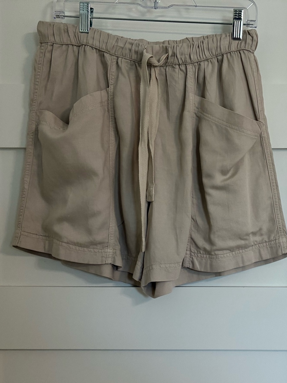 Faherty Light Taupe Drawstring Athletic Shorts